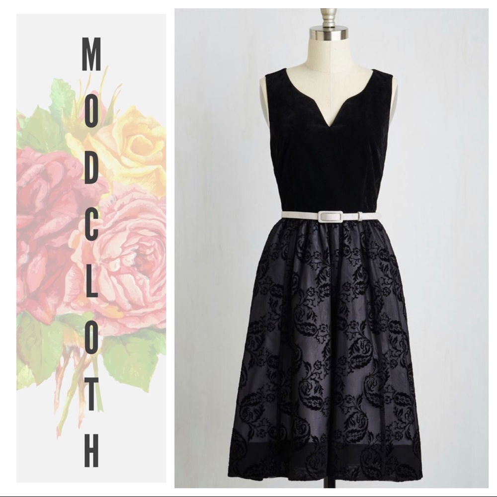 NWOT Modcloth Label Velvet Dress XS